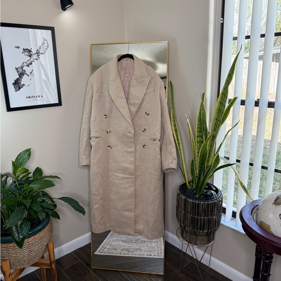 House of CB Carter oatmeal double breasted coat - Picture 4 of 9